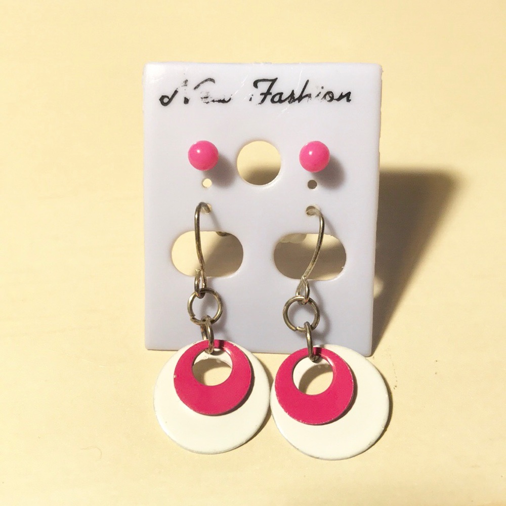 Set of 2 Earrings
